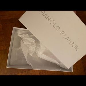 MANOLO BLAHNIK Shoe Box